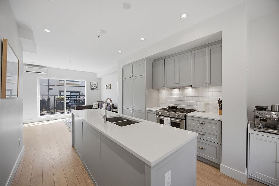 4354 Knight Street Vancouver, BC - 11