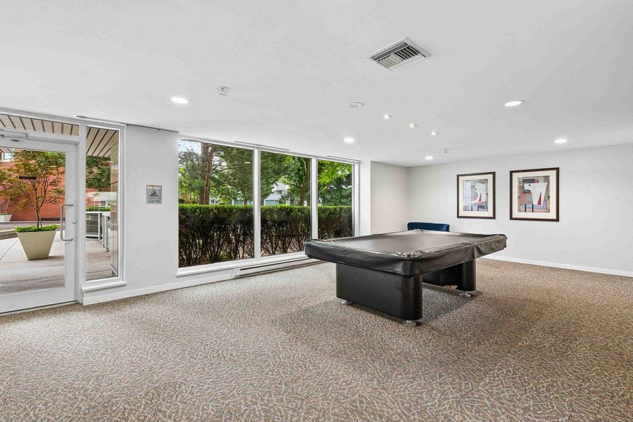 3202 193 Aquarius Mews Vancouver, BC - 32