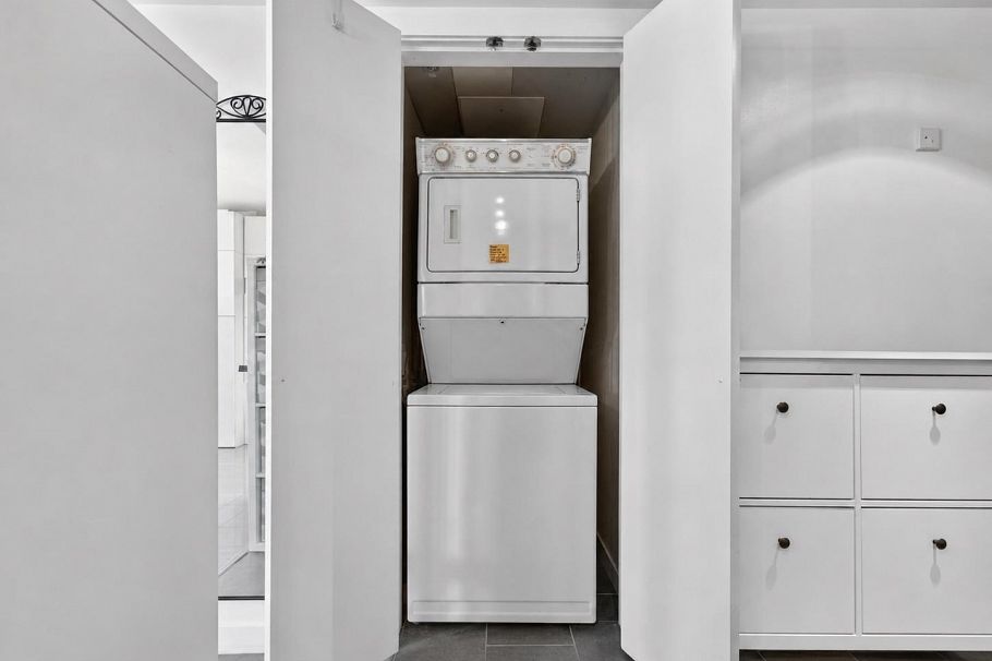 2309 688 Abbott Street Vancouver, BC - 15
