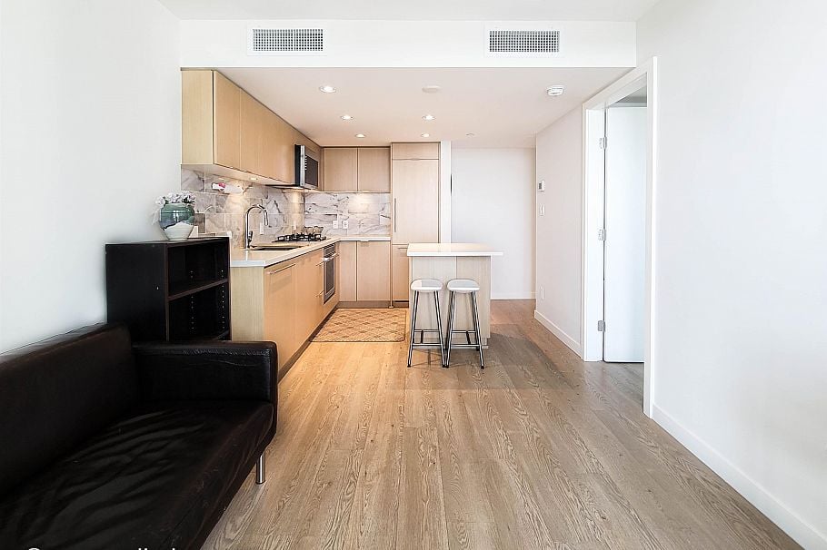 17XX 8189 CAMBIE STREET, Vancouver BC V6P 0G6 Vancouver, BC - 1