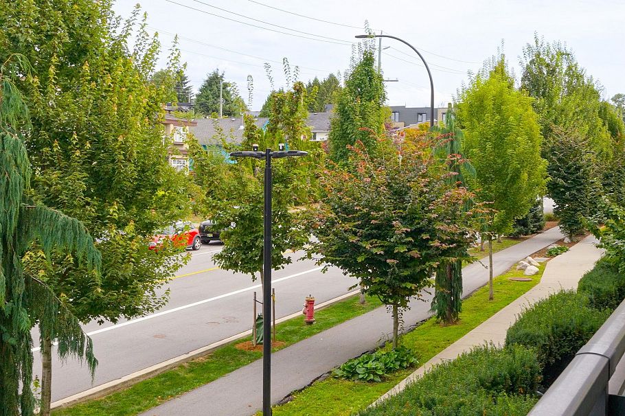210 625 E 3rd Street North Vancouver, BC - 15