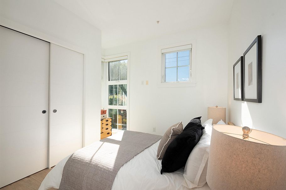 203 2528 Collingwood Street Vancouver, BC - 20