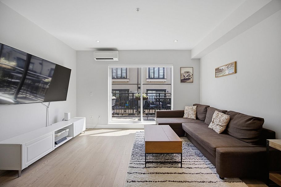 4354 Knight Street Vancouver, BC - 6