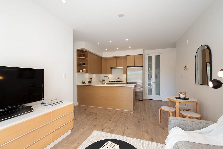 203 2528 Collingwood Street Vancouver, BC - 14