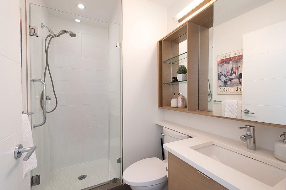 203 2528 Collingwood Street Vancouver, BC - 23