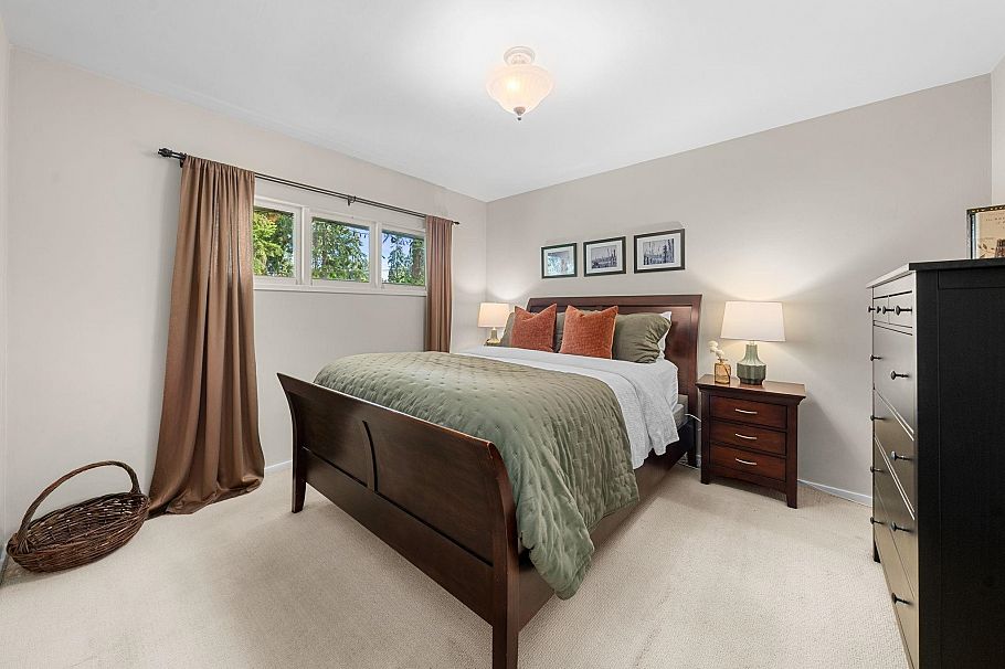 2011 Bridgman Avenue North Vancouver, BC - 17