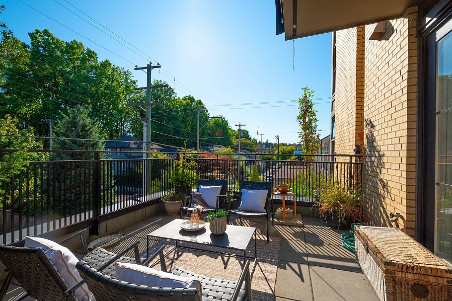 203 2528 Collingwood Street Vancouver, BC - 11