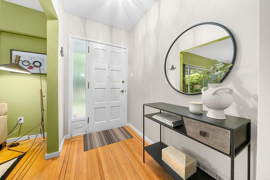 2011 Bridgman Avenue North Vancouver, BC - 5