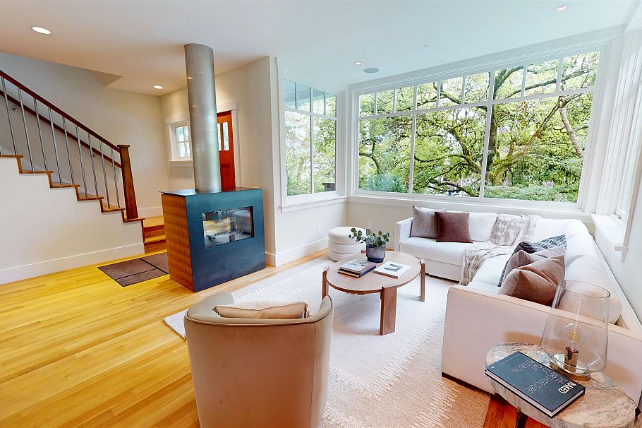 456 Aubrey Place Vancouver, BC - 3