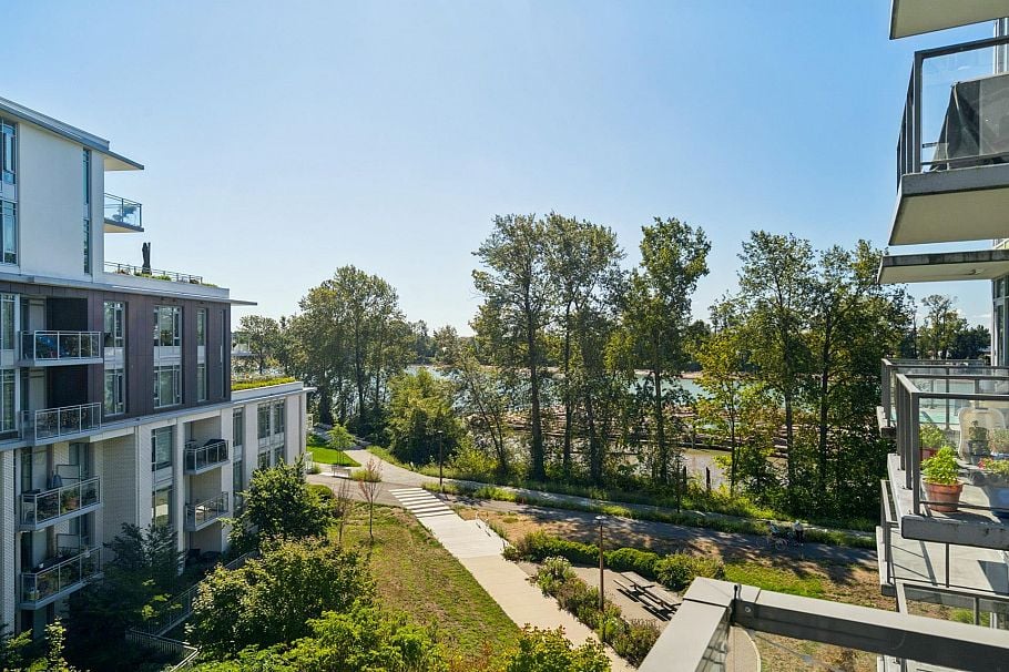 503 3168 Riverwalk Avenue Vancouver, BC - 2