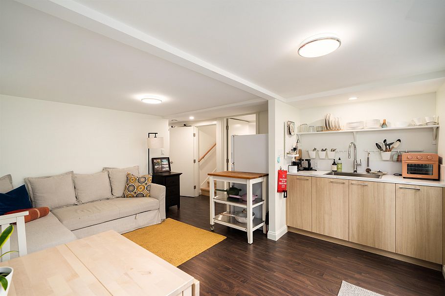 2537 Woodland Drive Vancouver, BC - 24