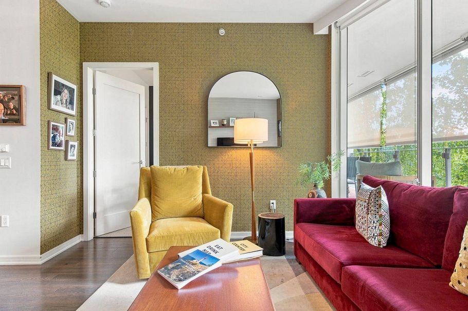 306 1616 Columbia Street Vancouver, BC - 3