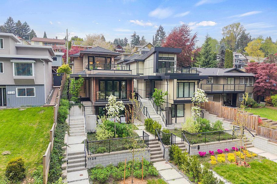 1126 Heywood Street North Vancouver, BC - 31