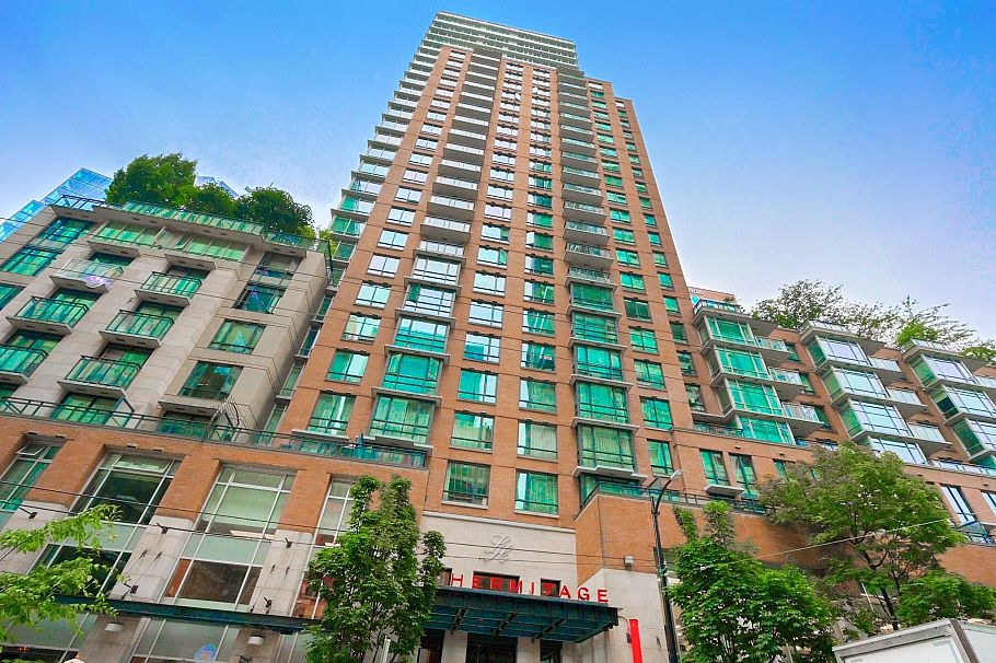1805 788 Richards Street Vancouver, BC - 3