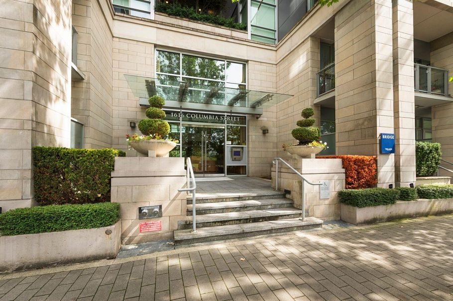 306 1616 Columbia Street Vancouver, BC - 23