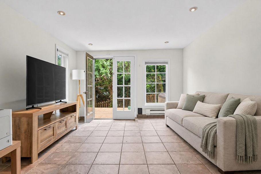 1371 Borthwick Road North Vancouver, BC - 20