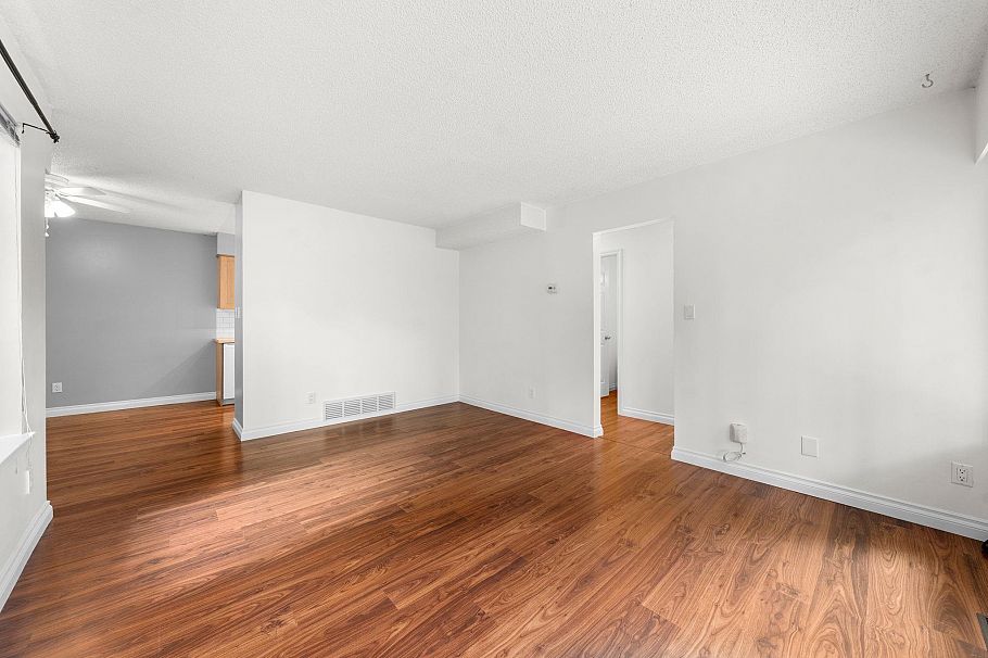 1828 Purcell Way North Vancouver, BC - 18