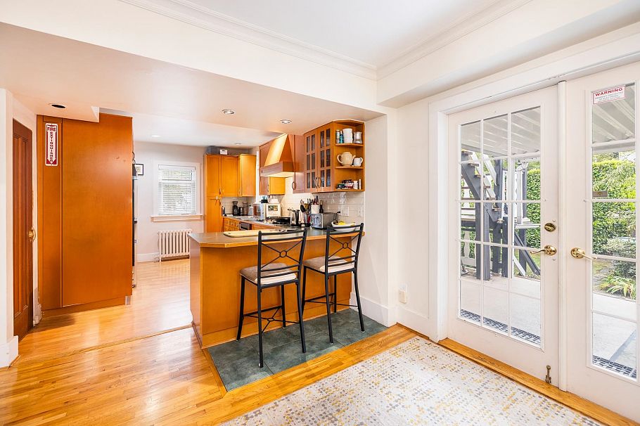404 W 18th Avenue Vancouver, BC - 24