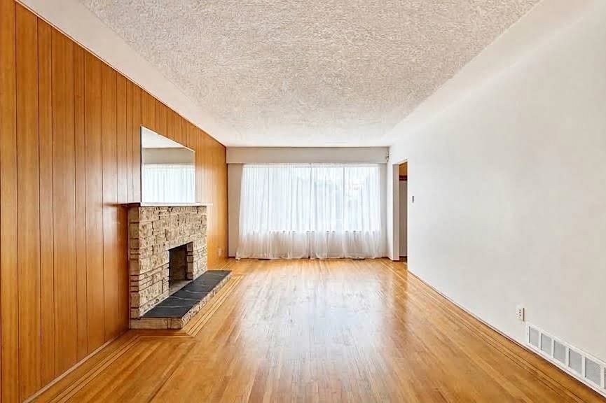 817 W 64th Avenue Vancouver, BC - 2