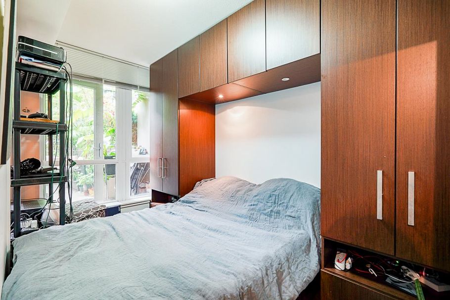 210 1055 Richards Street Vancouver, BC - 16