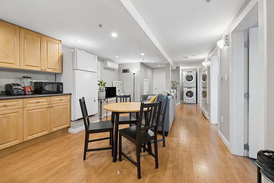 971 Nicola Street Vancouver, BC - 31
