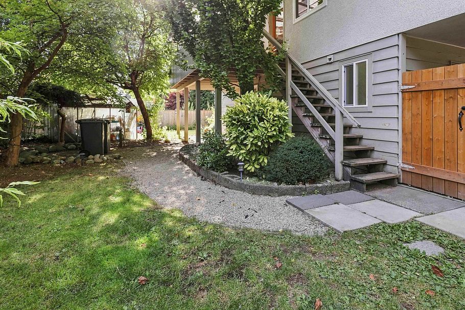 2285 Tompkins Crescent North Vancouver, BC - 31