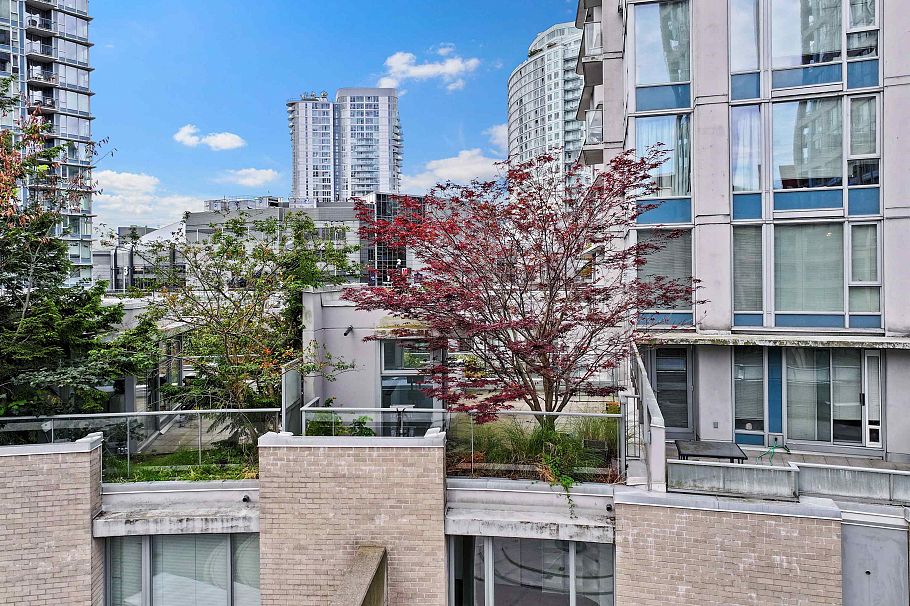 221 188 Keefer Place Vancouver, BC - 31