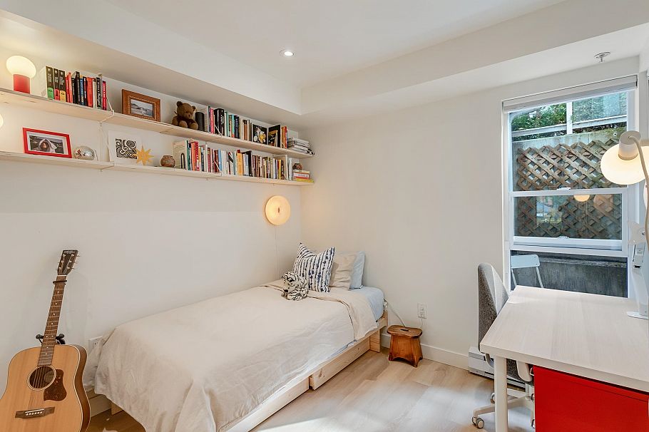 246 2565 W Broadway Street Vancouver, BC - 24