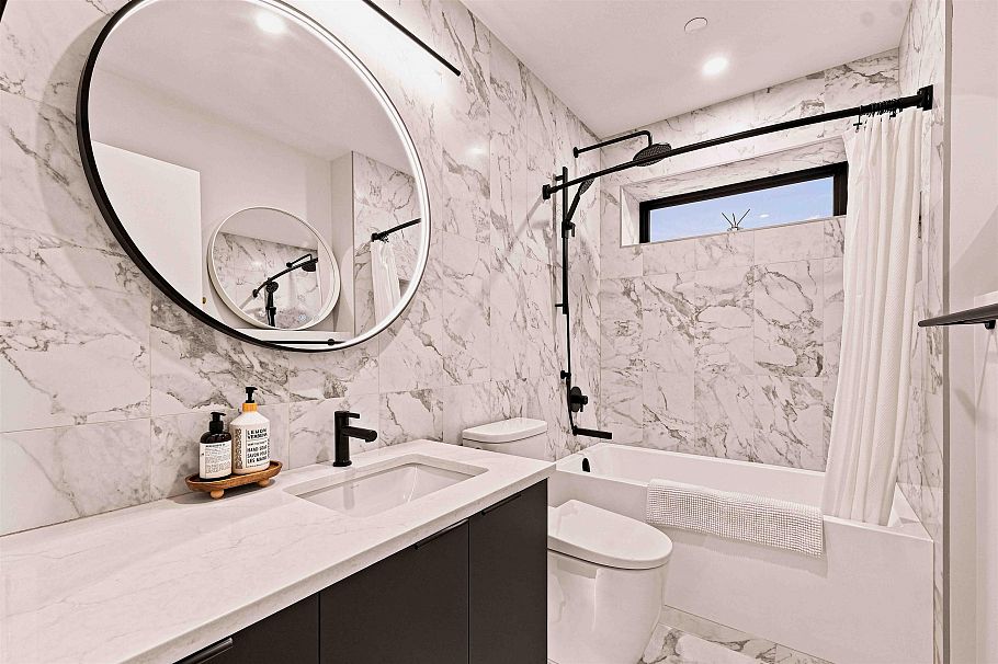 6408 Vine Street Vancouver, BC - 28