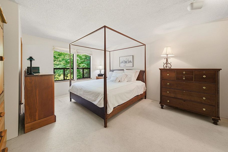 5481 Indian River Drive North Vancouver, BC - 15