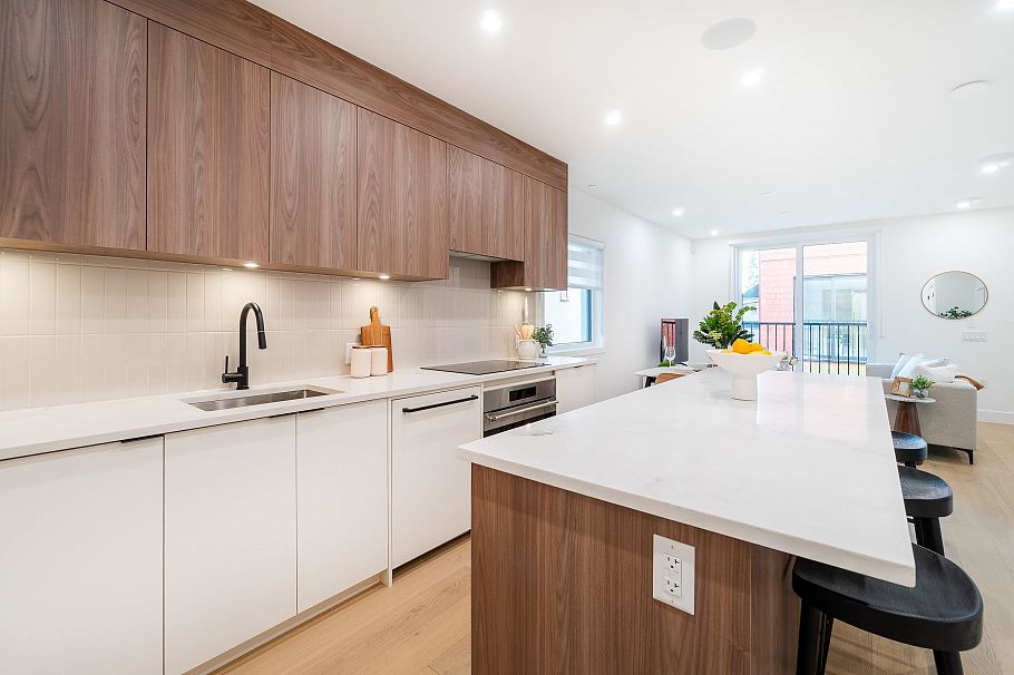 101 1550 E 3rd Avenue Vancouver, BC - 20