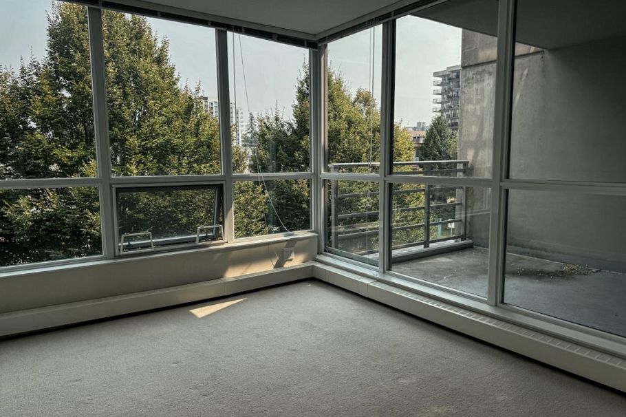321 135 E 17th Street North Vancouver, BC - 27