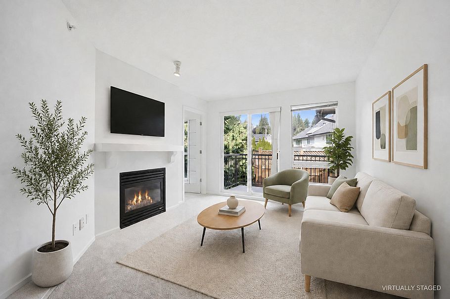 363 1100 E 29th Street North Vancouver, BC - 1