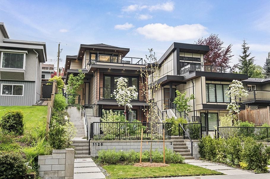 1126 Heywood Street North Vancouver, BC - 1
