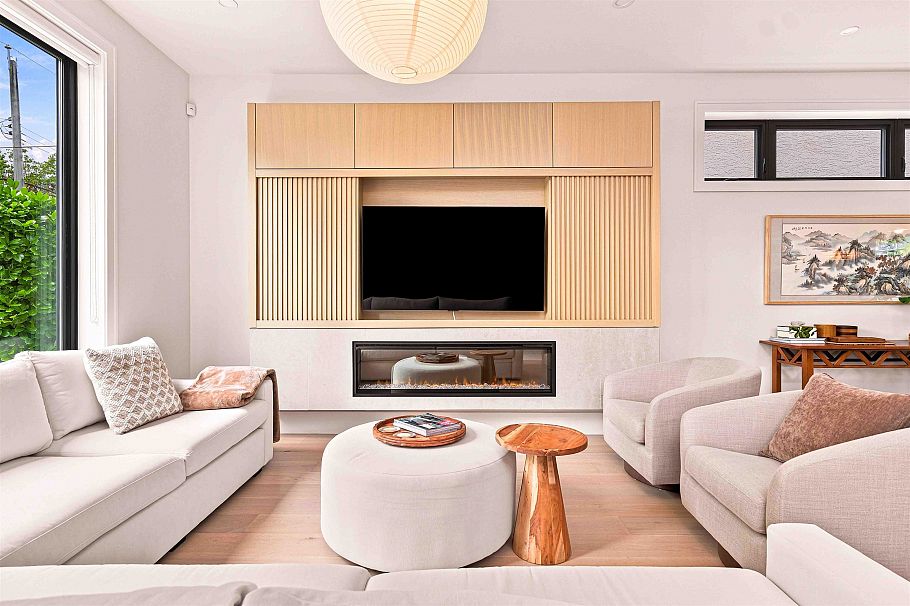 6408 Vine Street Vancouver, BC - 6