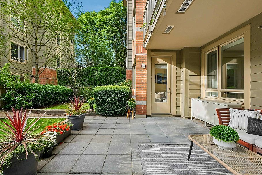G11 139 W 22nd Street North Vancouver, BC - 34