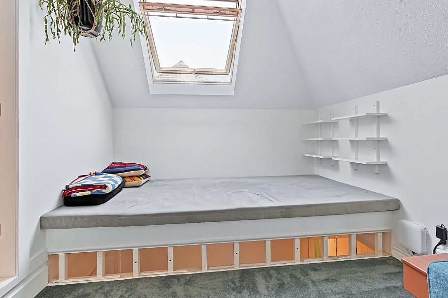 308 1330 Graveley Street Vancouver, BC - 24