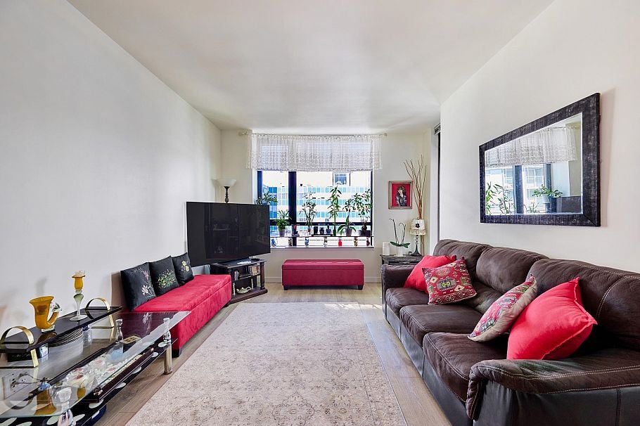 1805 788 Richards Street Vancouver, BC - 4