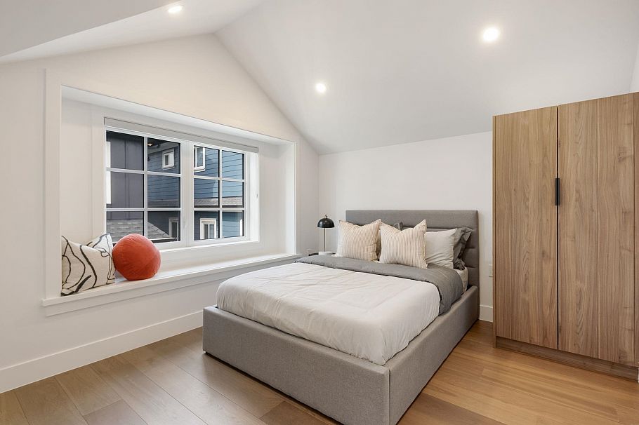 1 552 Kaslo Street Vancouver, BC - 19