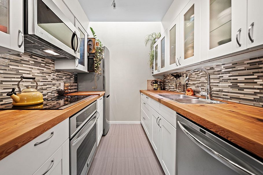 3021 Willow Street Vancouver, BC - 9