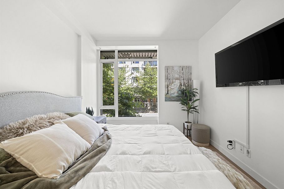 70 W 1st Avenue Vancouver, BC - 13