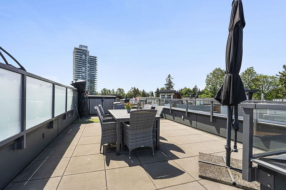 153 2060 Curling Road North Vancouver, BC - 23