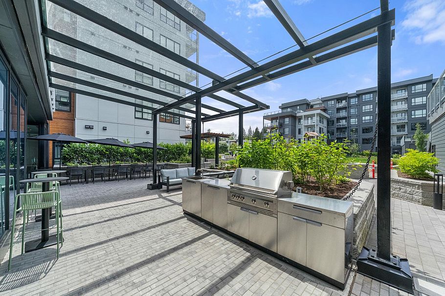 404 3594 Malsum Drive North Vancouver, BC - 28