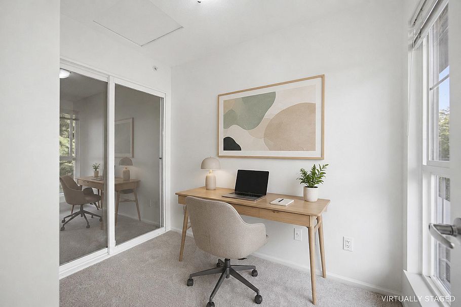 363 1100 E 29th Street North Vancouver, BC - 22