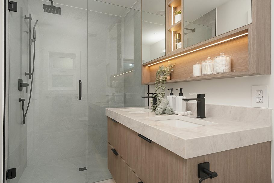 2 470 W 20 Avenue Vancouver, BC - 21