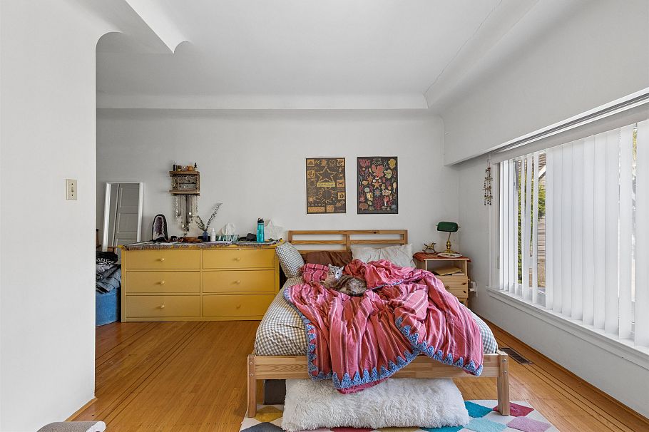 1441 W 49th Avenue Vancouver, BC - 29