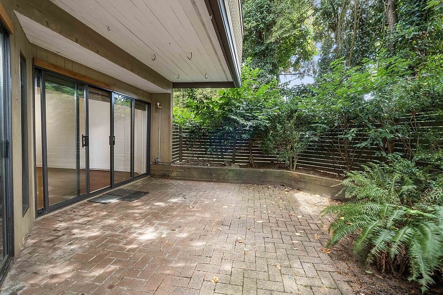 105 3191 Mountain Highway North Vancouver, BC - 25