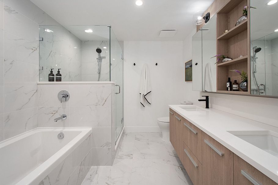 908 2785 Library Lane North Vancouver, BC - 22