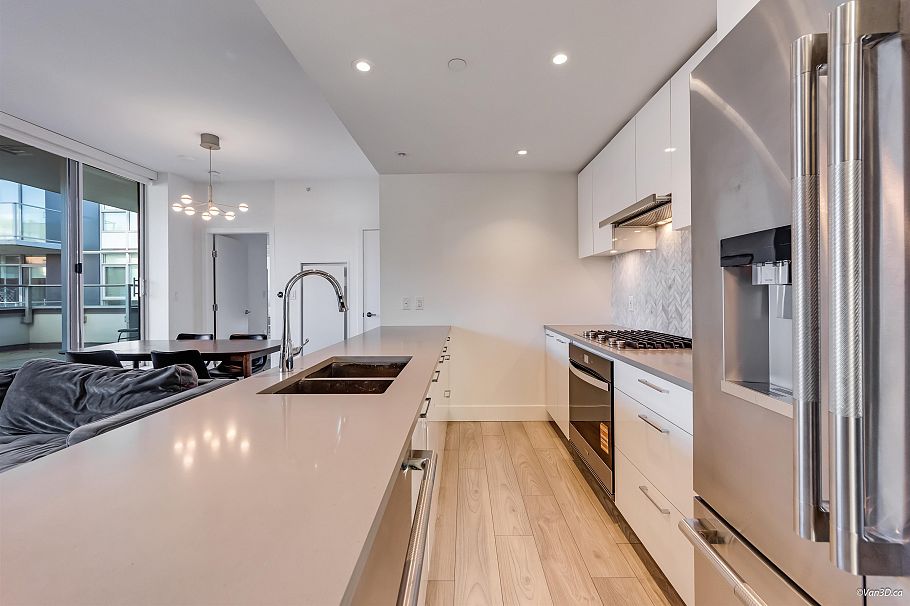 409 3581 E Kent Avenue North Vancouver, BC - 8