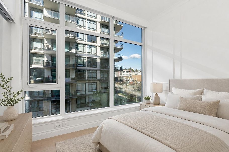 409 185 Victory Ship Way North Vancouver, BC - 22